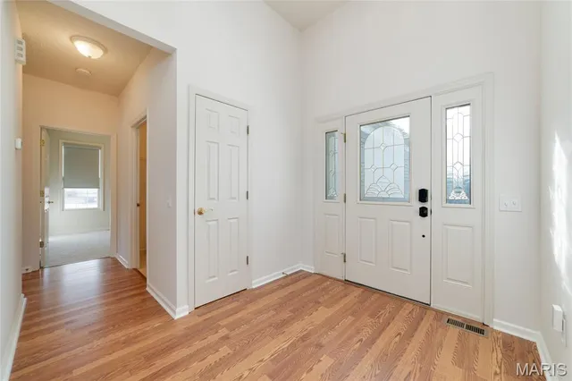 $425,000 | 2091 Hawks Landing Drive, Lake St. Louis, MO 63367