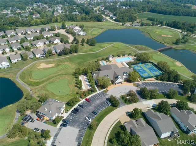 $425,000 | 2091 Hawks Landing Drive, Lake St. Louis, MO 63367