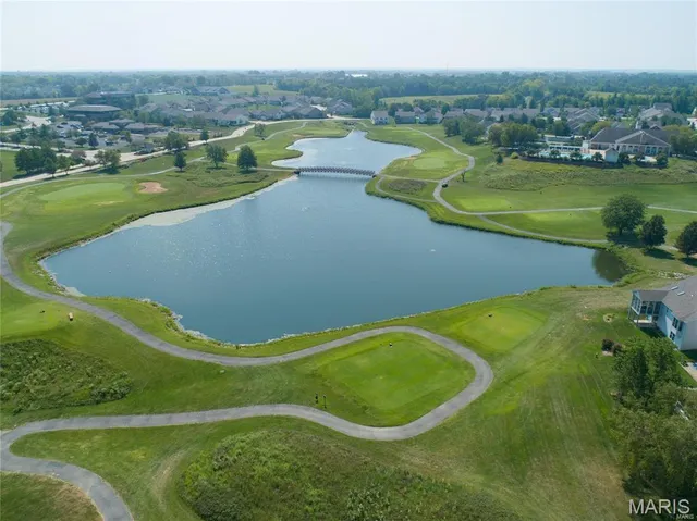 $425,000 | 2091 Hawks Landing Drive, Lake St. Louis, MO 63367