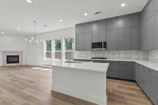 $450,000 | 436 Waterscape Drive, Unit 1442, Hickory Creek, TX 75065