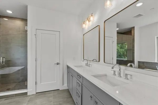 $450,000 | 436 Waterscape Drive, Unit 1442, Hickory Creek, TX 75065