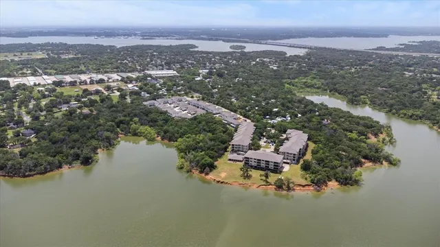 $450,000 | 436 Waterscape Drive, Unit 1442, Hickory Creek, TX 75065
