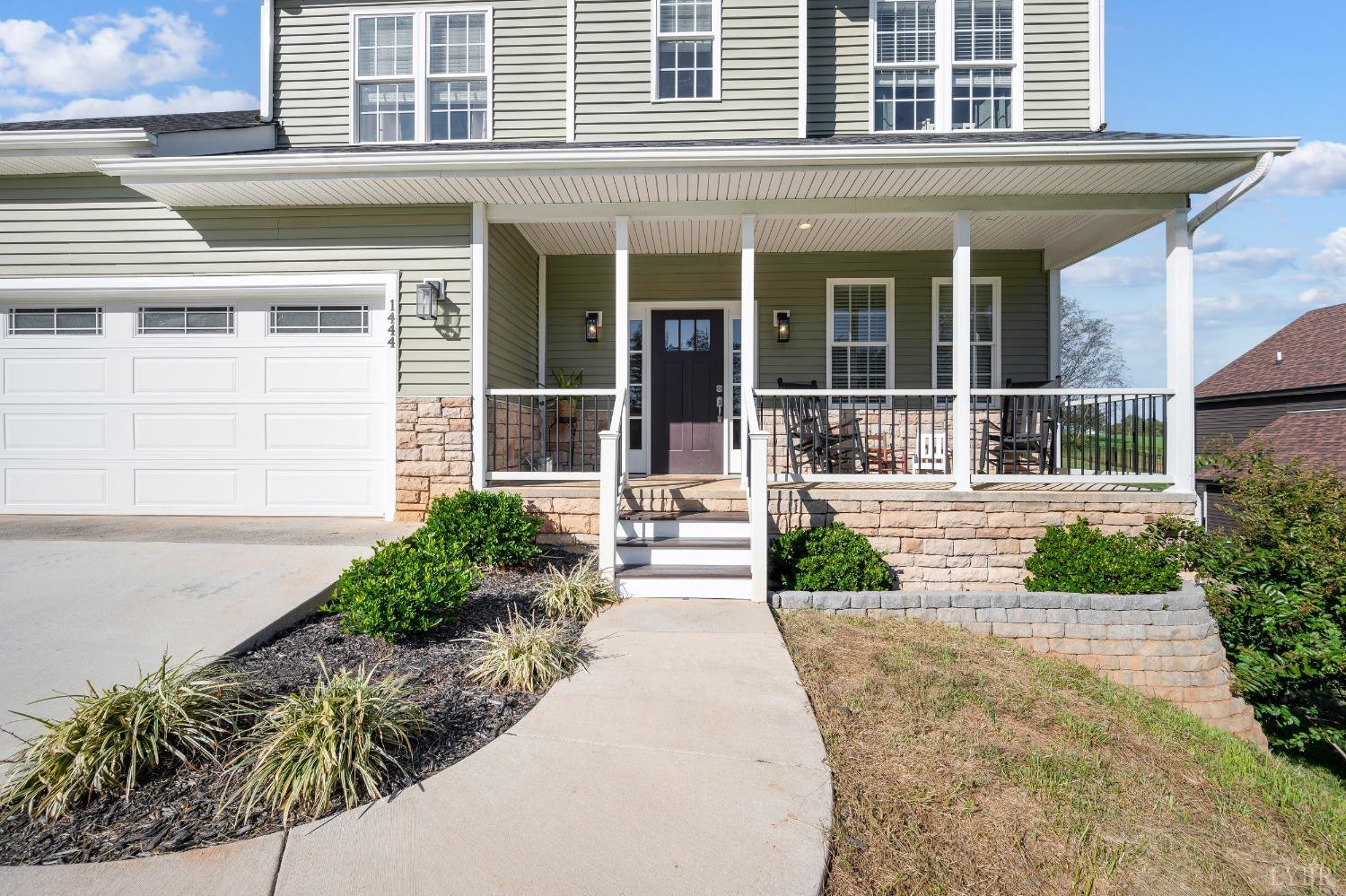 1444 Pilgrim Road Goode, VA 24556 - Photo 3 of 68
