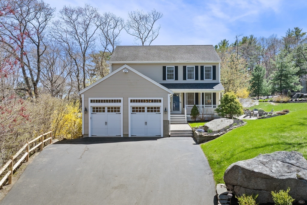 18 Montserrat Road Beverly, MA 01915 - Photo 2 of 27