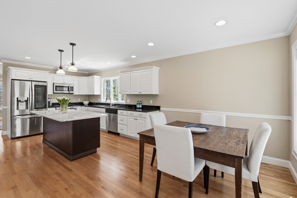 18 Montserrat Road Beverly, MA 01915 - Photo 5 of 27
