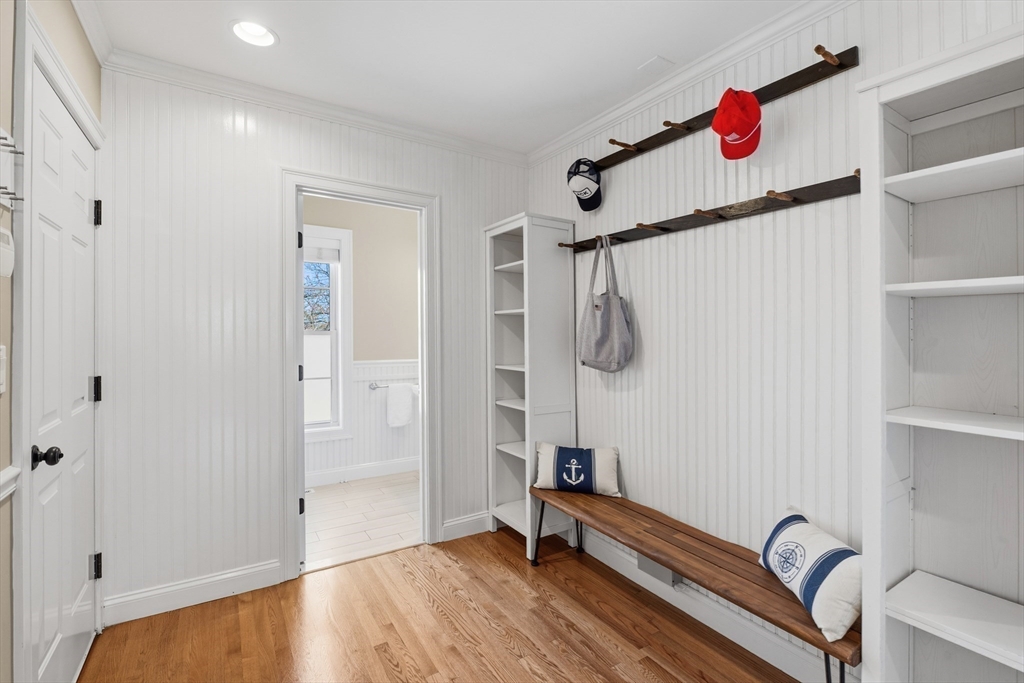 18 Montserrat Road Beverly, MA 01915 - Photo 10 of 27