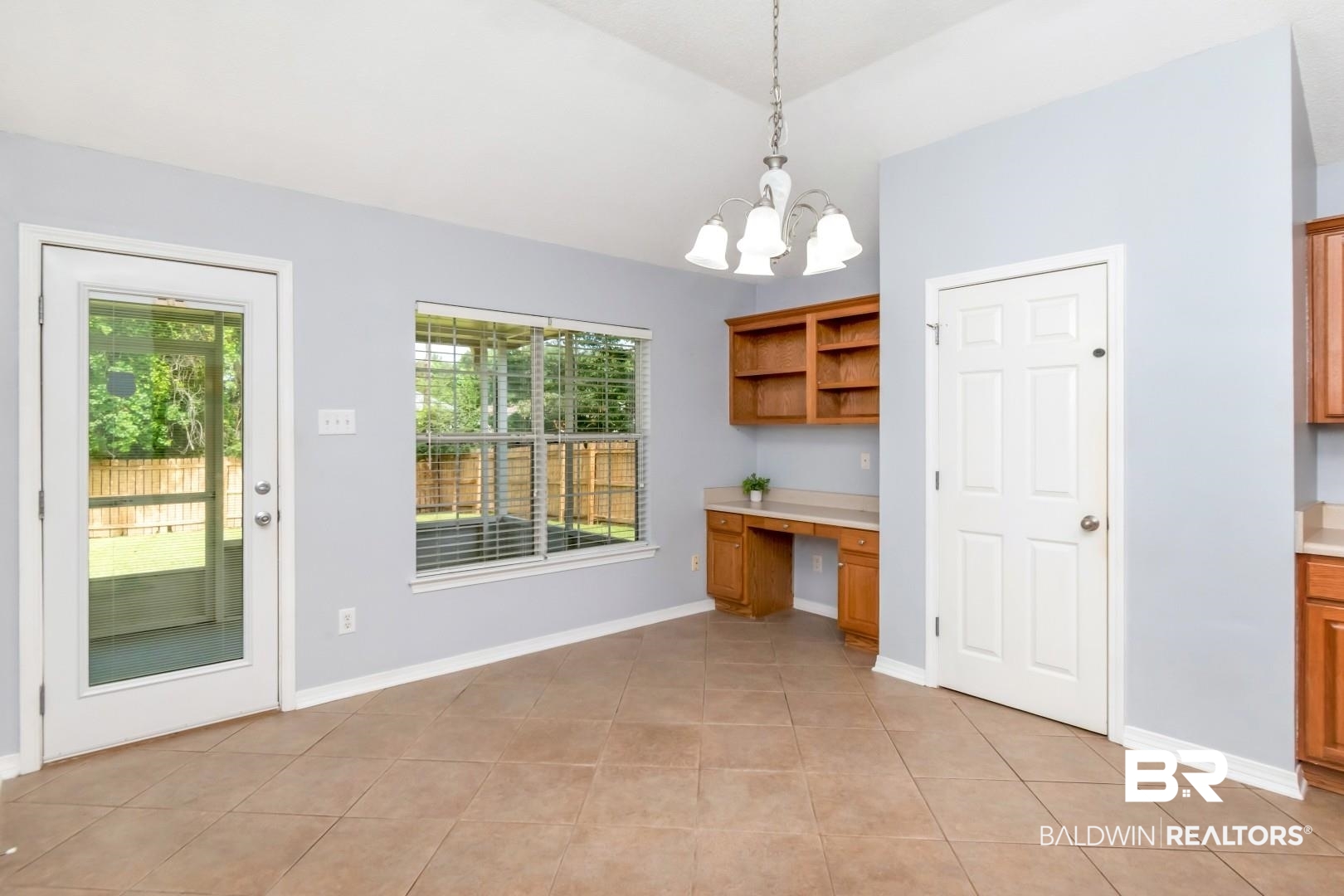 2136 Spring Grove Court Mobile, AL 36695 - Photo 13 of 38 Dining area