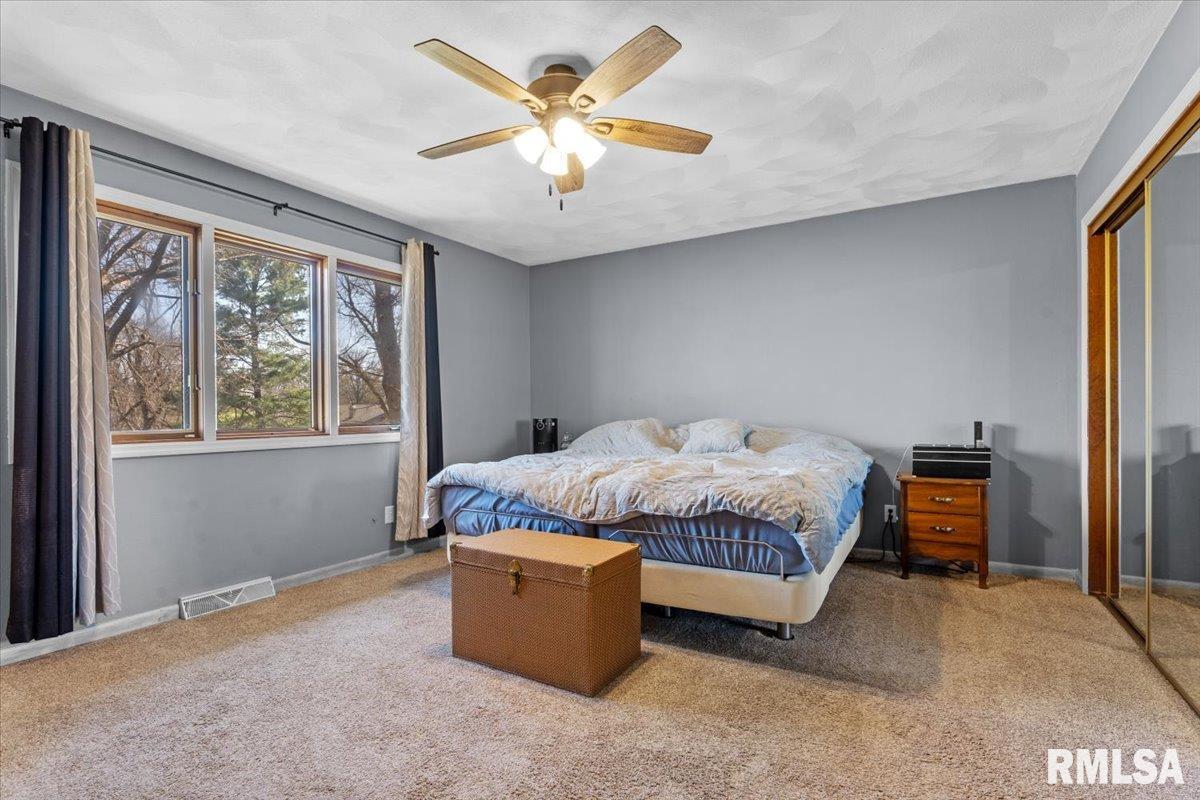 124 Augie Court Chatham, IL 62629 - Photo 16 of 44