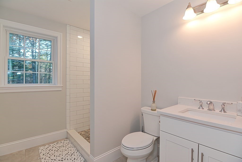 67 Molly Towne Road North Andover, MA 01845 - Photo 36 of 42 Gallery Image 36
