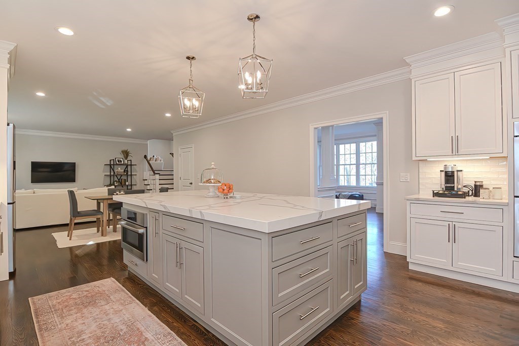67 Molly Towne Road North Andover, MA 01845 - Photo 4 of 42 Gallery Image 4