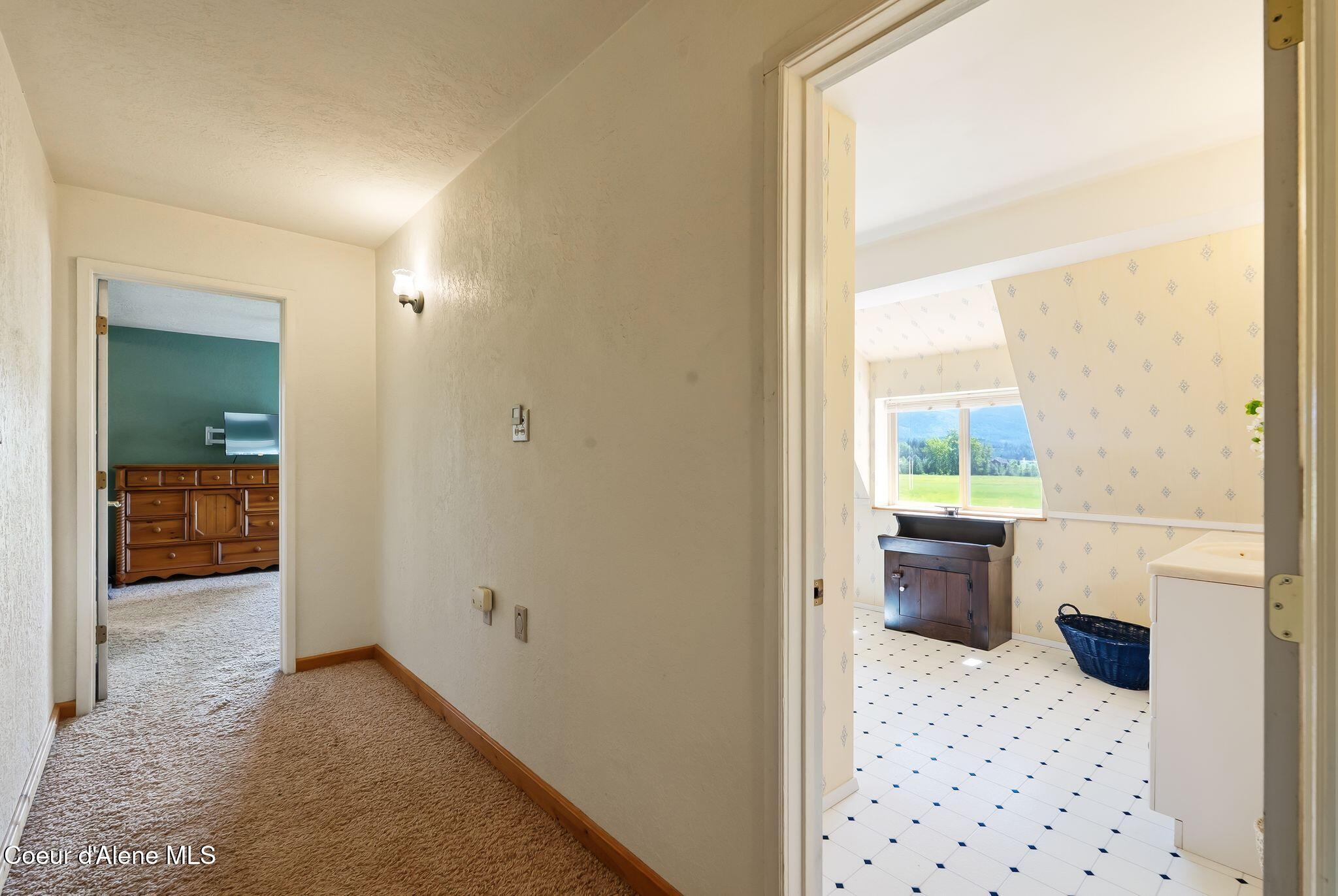 1255 Hickey Road Sandpoint, ID 83864 - Photo 49 of 82 50_DSC01757