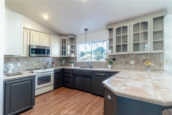 $990,000 | 3342 Silver Oak Lane, Vista, CA 92084