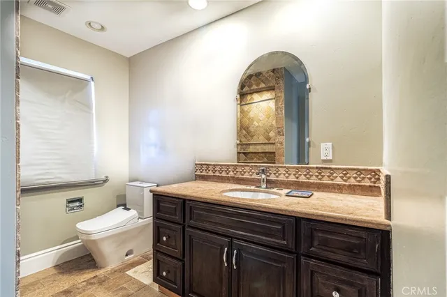 $1,175,000 | 3342 Silver Oak Lane, Vista, CA 92084