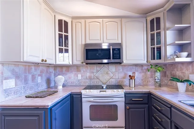 $1,175,000 | 3342 Silver Oak Lane, Vista, CA 92084