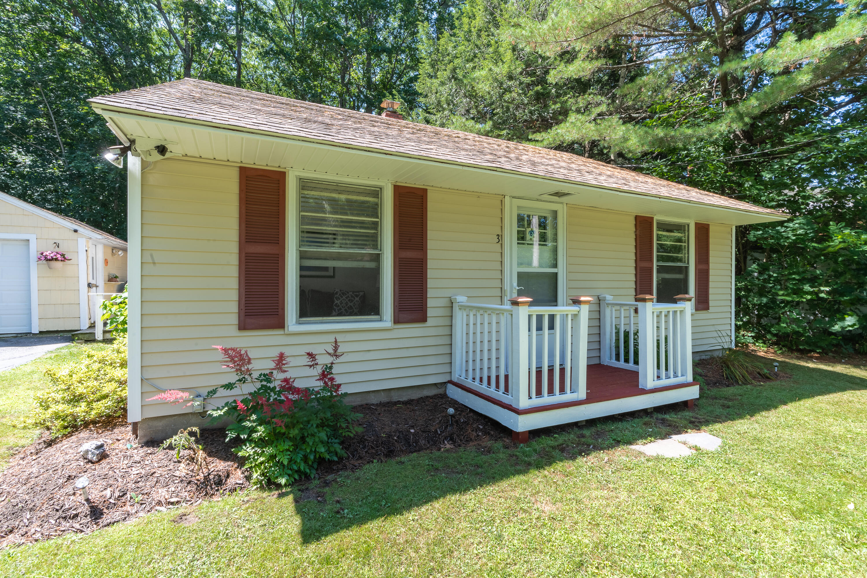 3 Pine Road Falmouth, ME 04105 - Photo 2 of 31 3Pine-31
