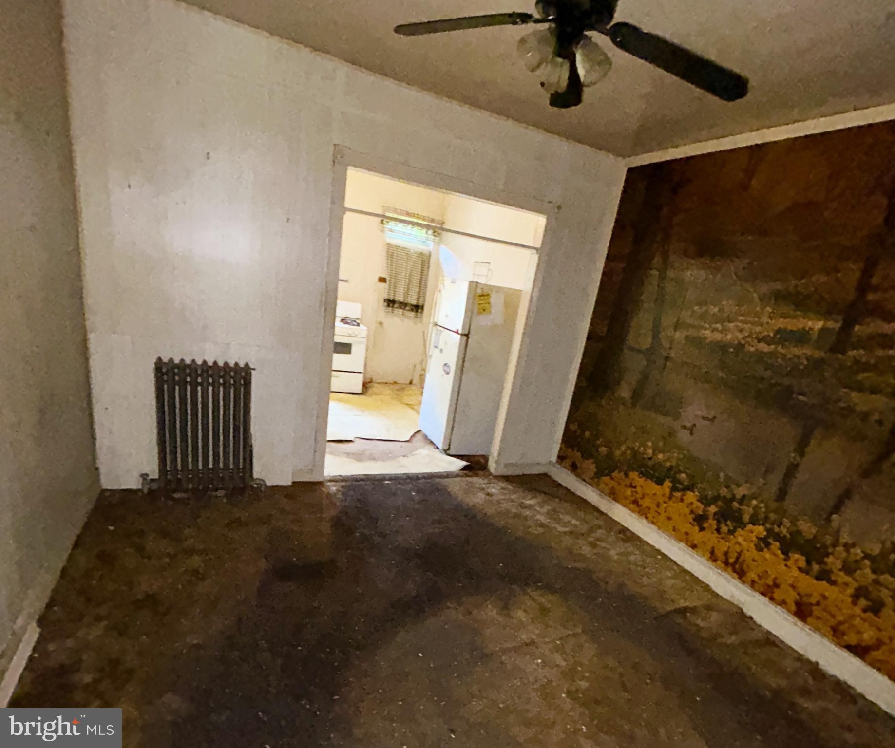 2123 West Lexington Street Baltimore, MD 21223 - Photo 9 of 16 Dining room