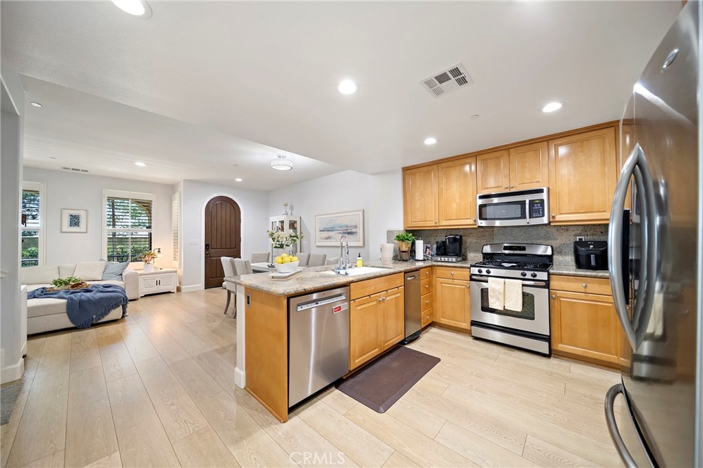 20426 Paseo Cresta Porter Ranch, CA 91326 - Photo 10 of 44