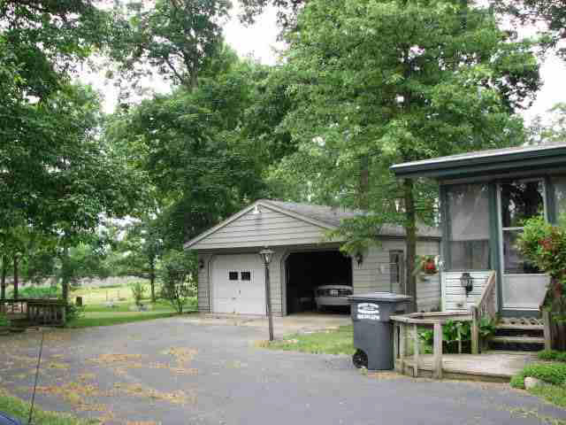 6805 East Piccadilly Road Muncie, IN 47303 - Photo 8 of 9 Gallery Image 8