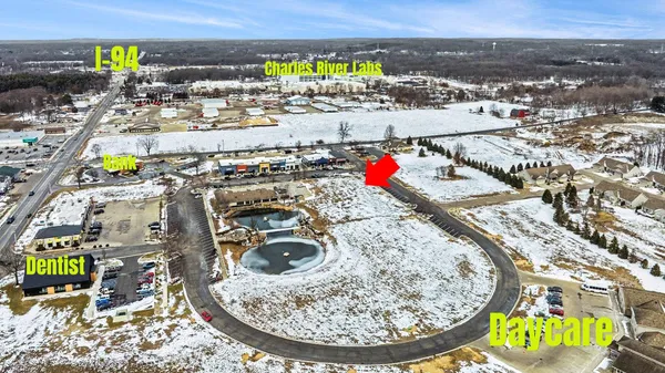$395,000 | 56350 Village Center Circle, Mattawan, MI 49071