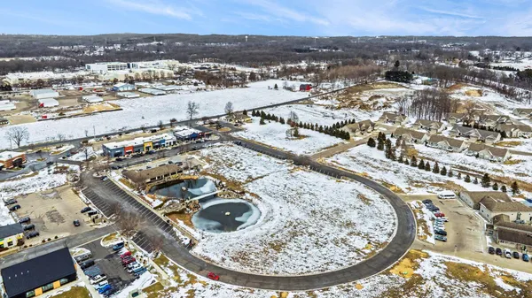 $395,000 | 56350 Village Center Circle, Mattawan, MI 49071