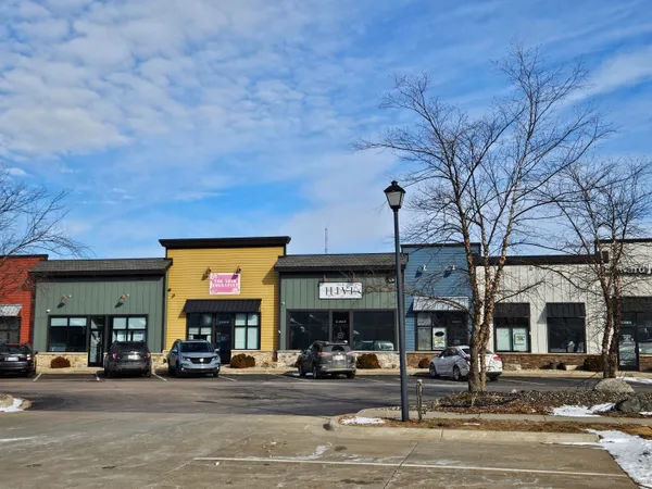 $395,000 | 56350 Village Center Circle, Mattawan, MI 49071