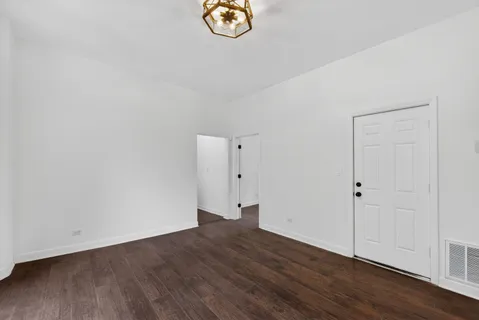 $389,999 | 6018 South Sangamon Street, Chicago, IL 60621