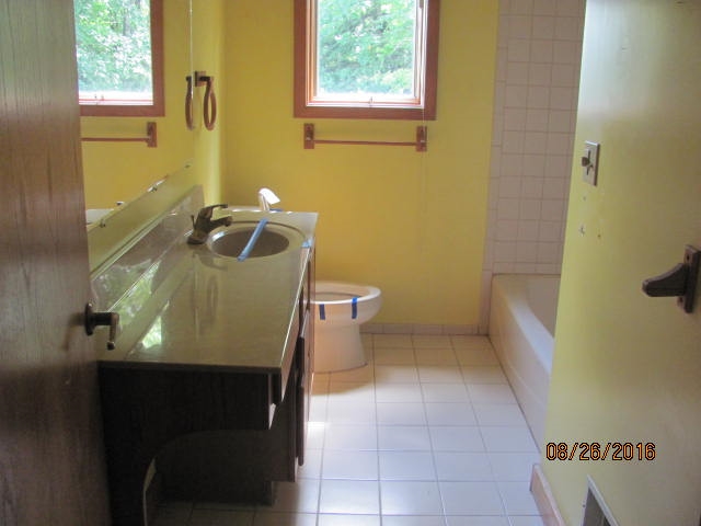 8610 Skegemog Point Road Williamsburg, MI 49690 - Photo 18 of 29 1822887-17.JPG