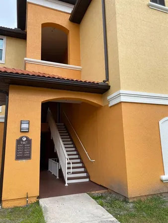 $1,650 | 5447 Vineland Road, Unit 1302, Orlando, FL 32811