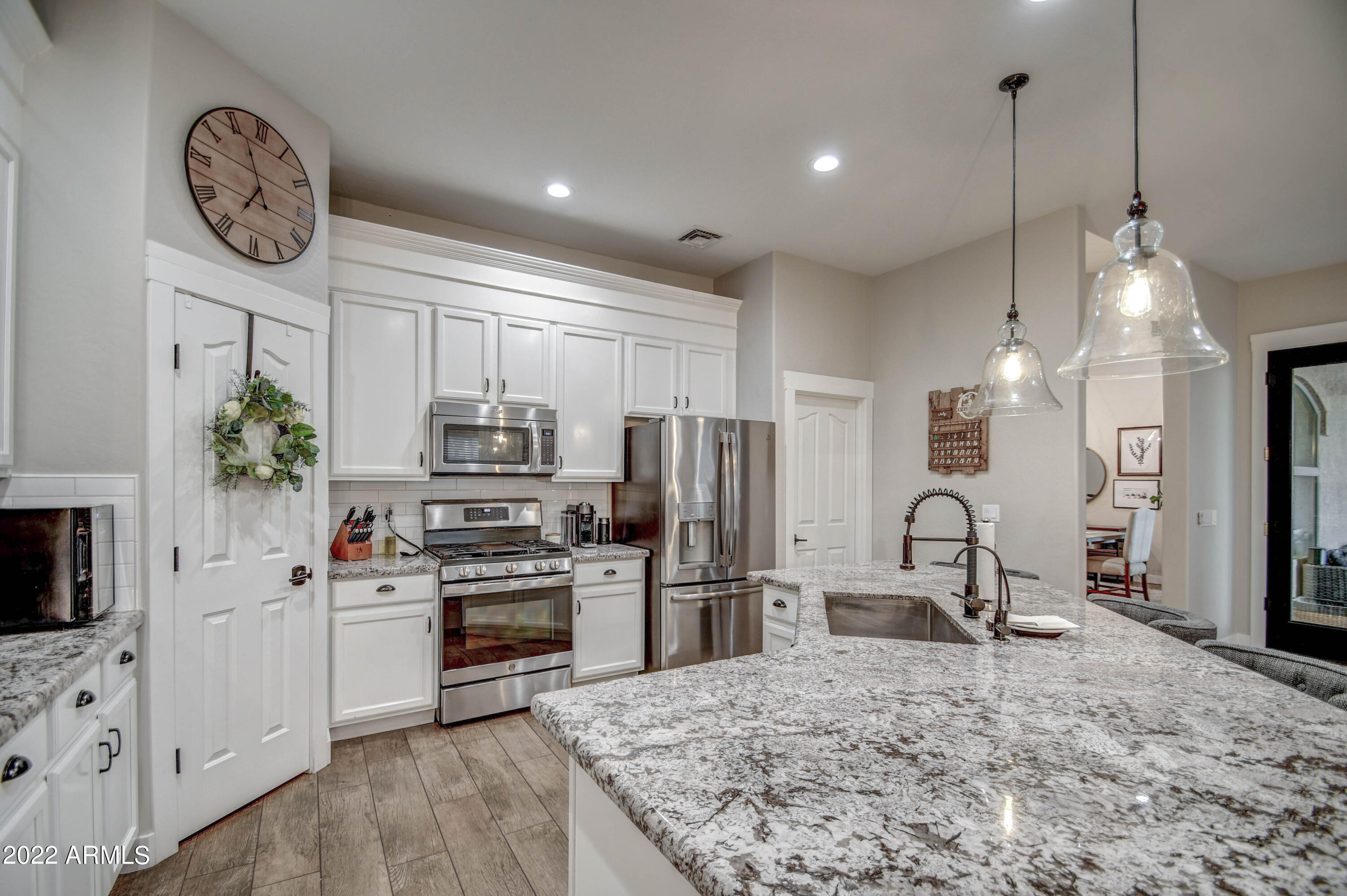 103 East Elgin Street Gilbert, AZ 85295 - Photo 20 of 38 KITCHEN 4