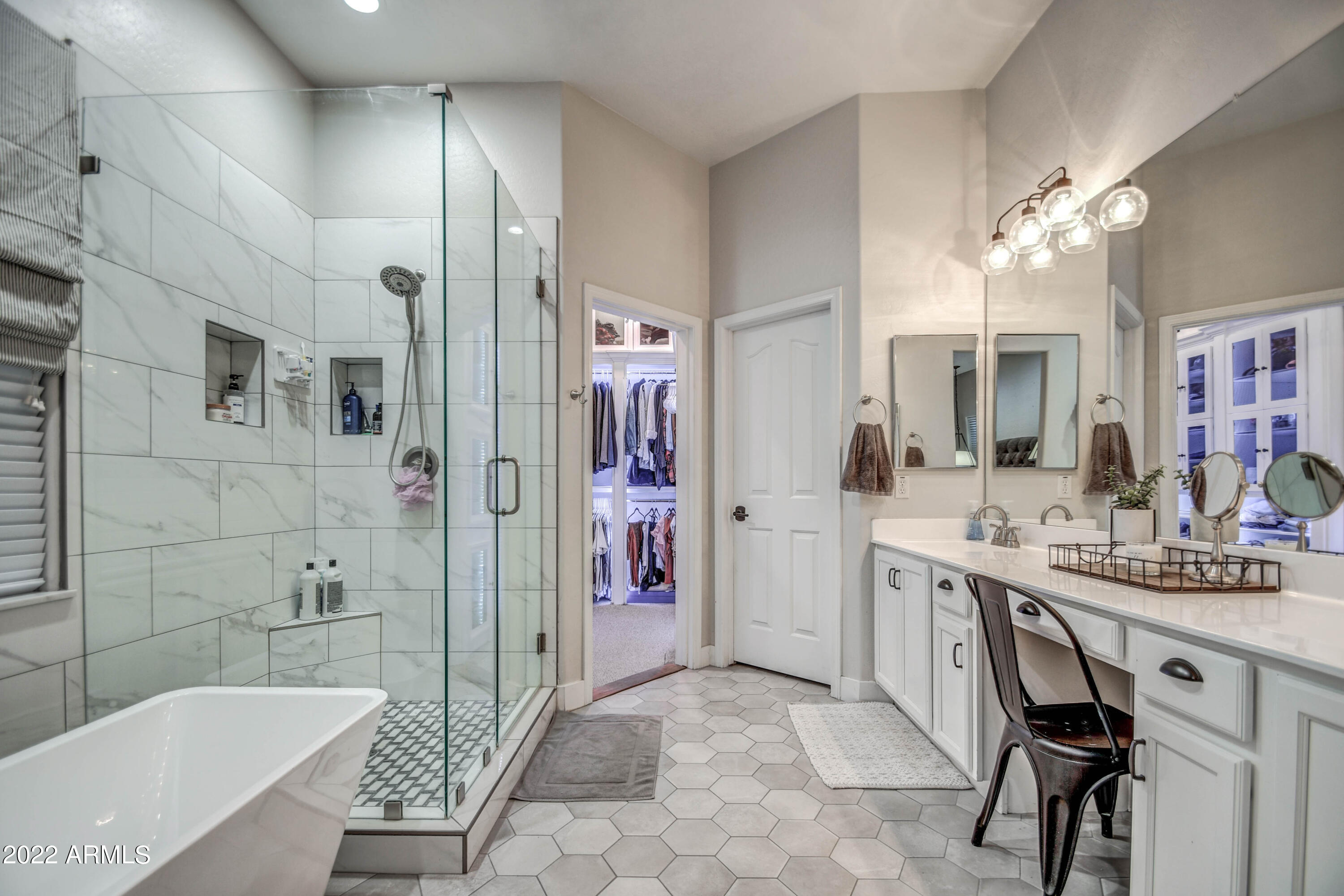 103 East Elgin Street Gilbert, AZ 85295 - Photo 26 of 38 MASTER BATH 2