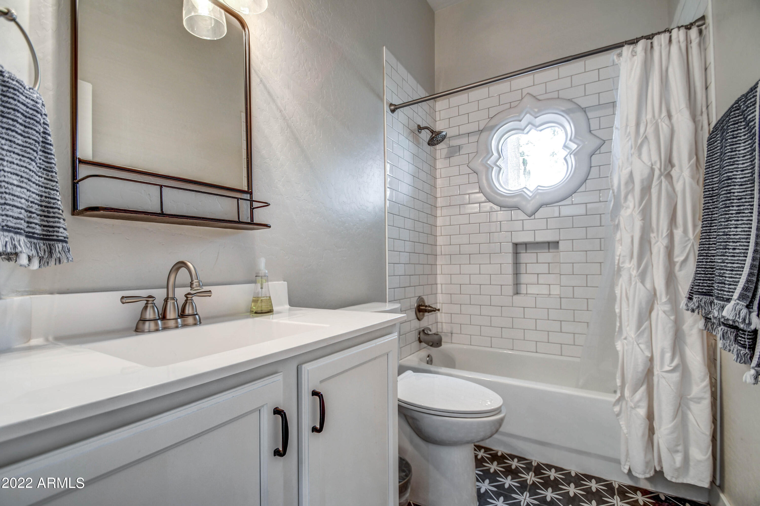103 East Elgin Street Gilbert, AZ 85295 - Photo 30 of 38 BATH 2, 1