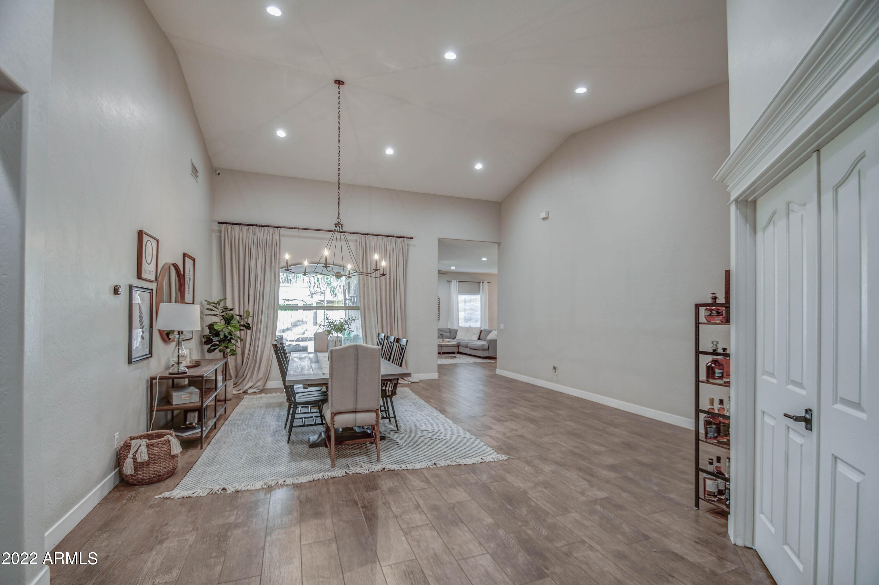 103 East Elgin Street Gilbert, AZ 85295 - Photo 6 of 38 ENTRY 2