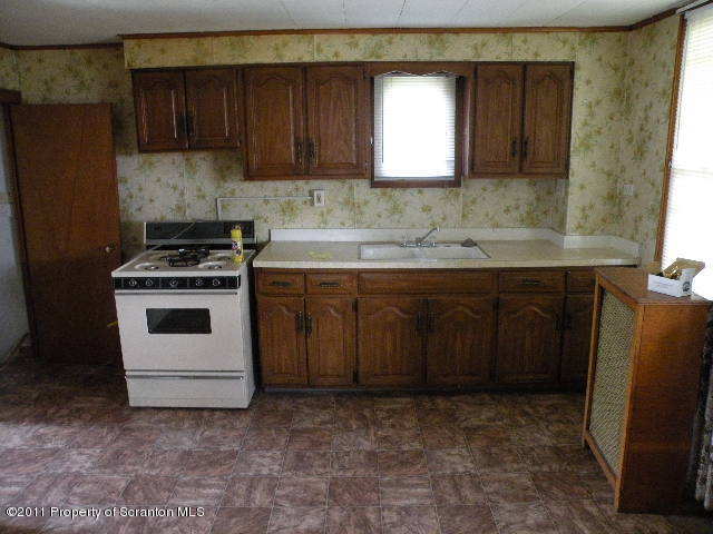 1714 Rear Wayne Avenue Scranton, PA 18508 - Photo 2 of 8 Gallery Image 2