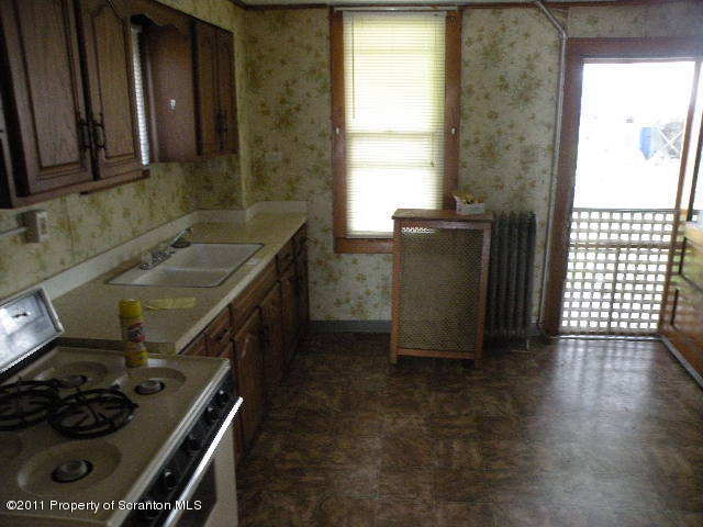 1714 Rear Wayne Avenue Scranton, PA 18508 - Photo 3 of 8 Gallery Image 3