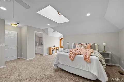 $1,950,000 | 28 Ladue Meadows, St. Louis, MO 63141