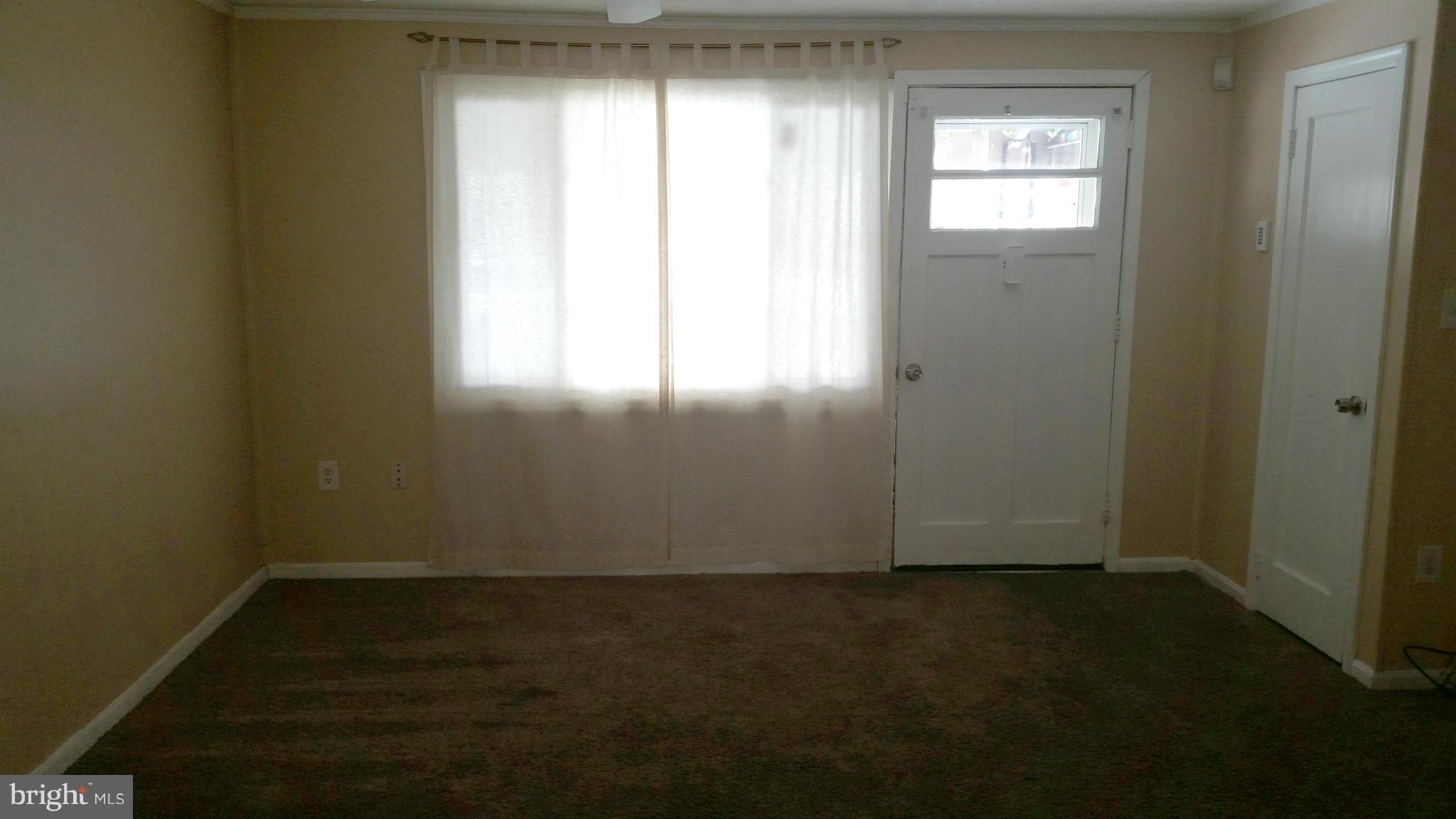 2053 Larkhall Road Baltimore, MD 21222 - Photo 3 of 9 Living Room