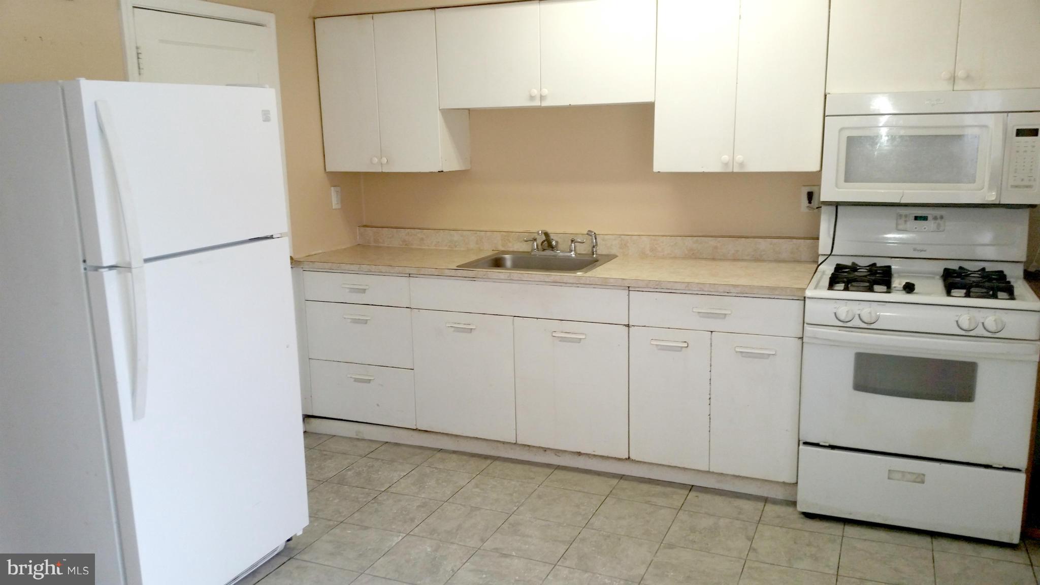 2053 Larkhall Road Baltimore, MD 21222 - Photo 5 of 9 Kitchen