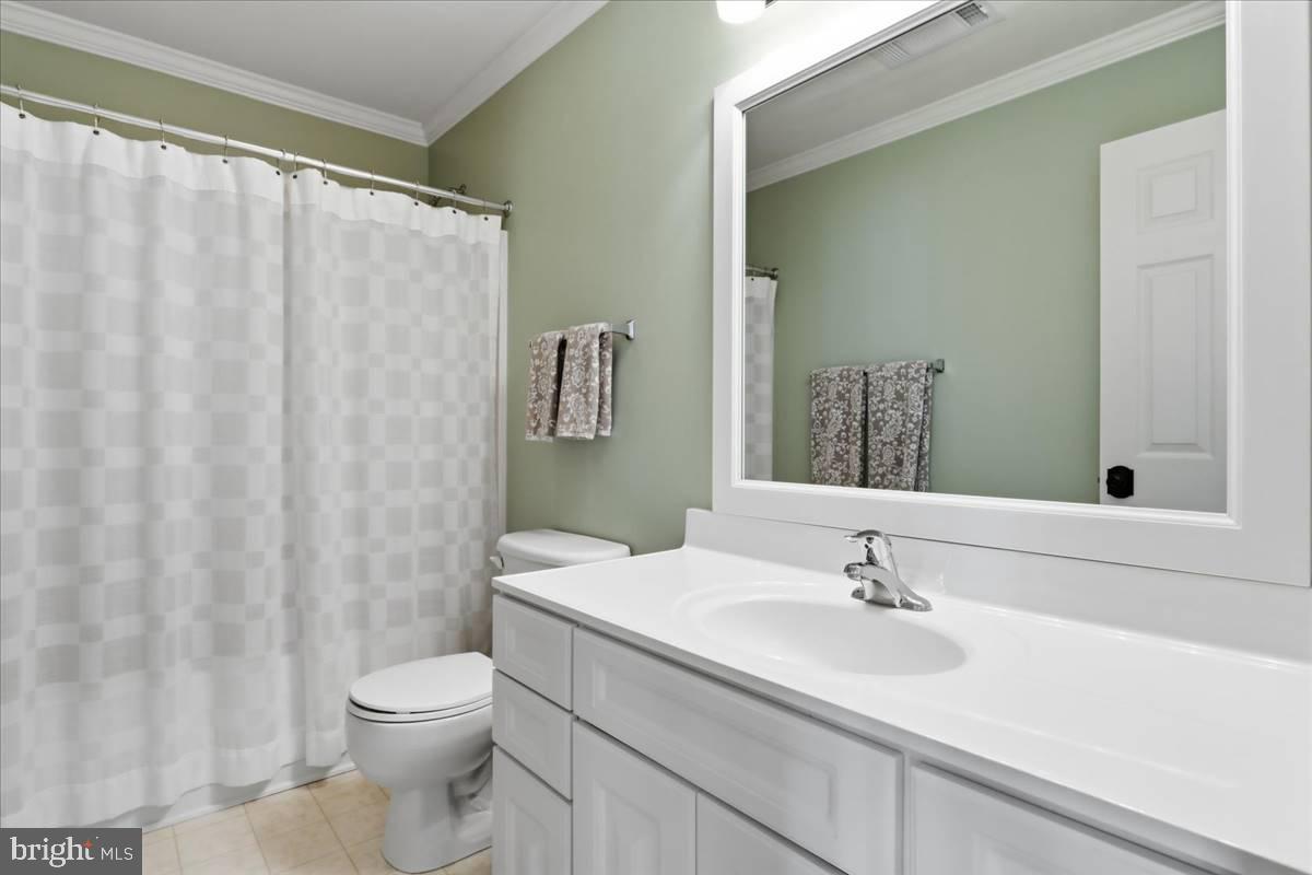 17 Rivanna Run Falling Waters, WV 25419 - Photo 38 of 61 Bathroom 2