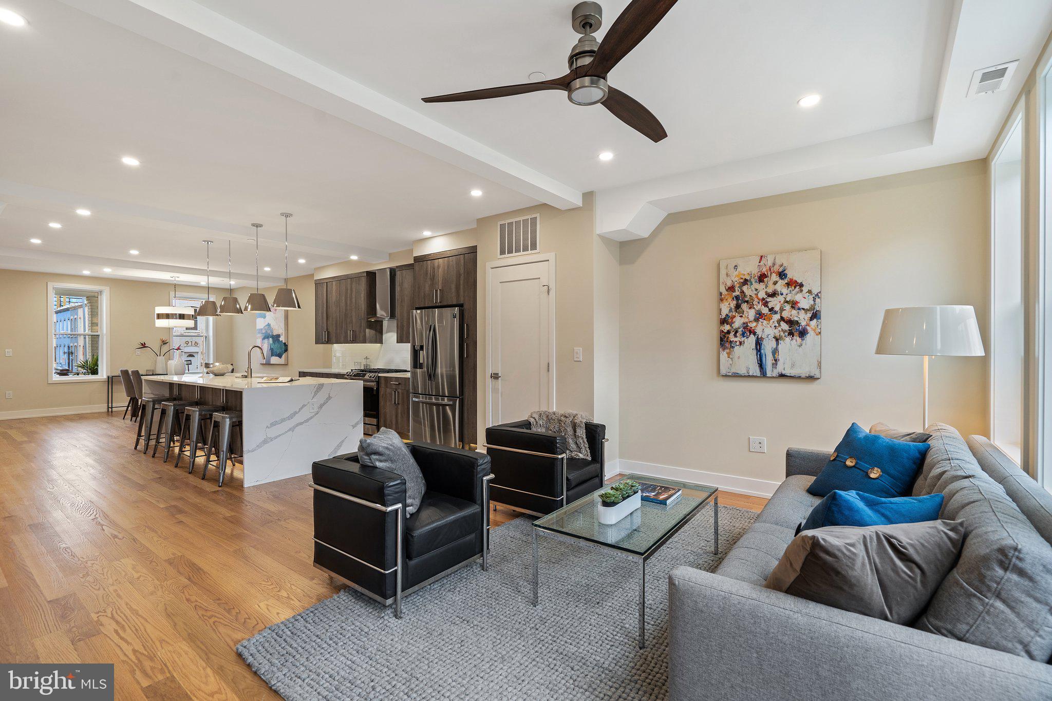 911 3rd Street Northeast Washington, DC 20002 - Photo 16 of 61 Living Room