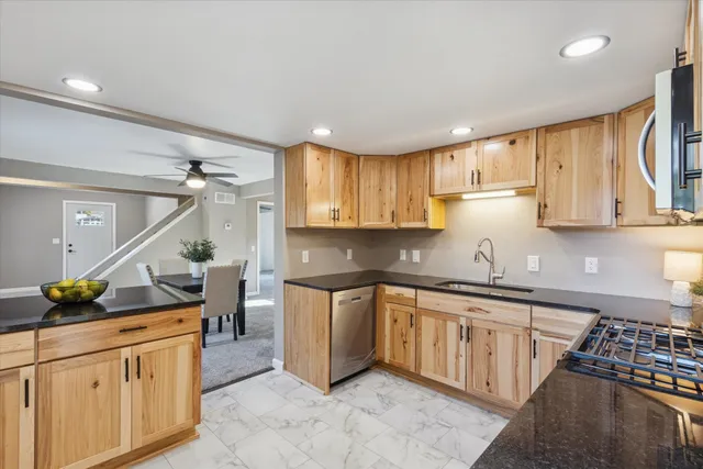 $324,900 | 1010 North Main Street, Edgerton, WI 53534