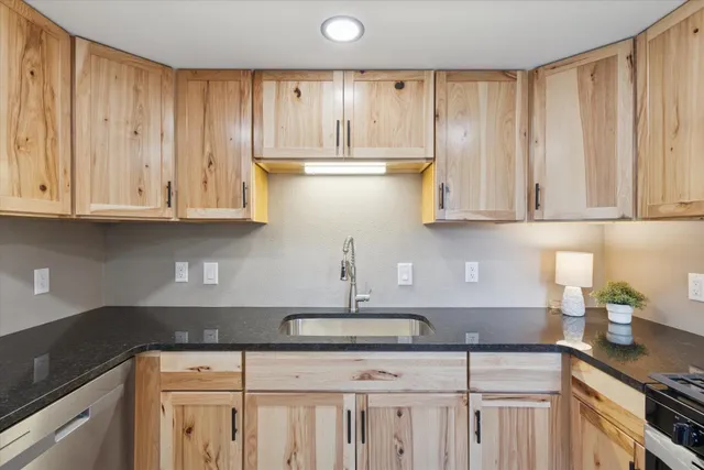 $324,900 | 1010 North Main Street, Edgerton, WI 53534