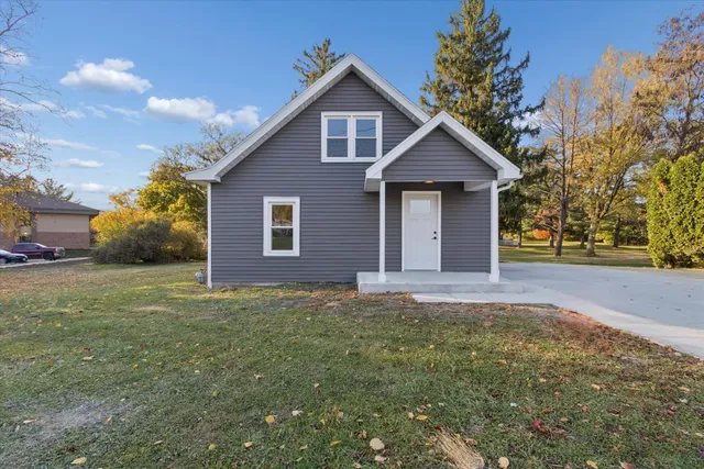$324,900 | 1010 North Main Street, Edgerton, WI 53534