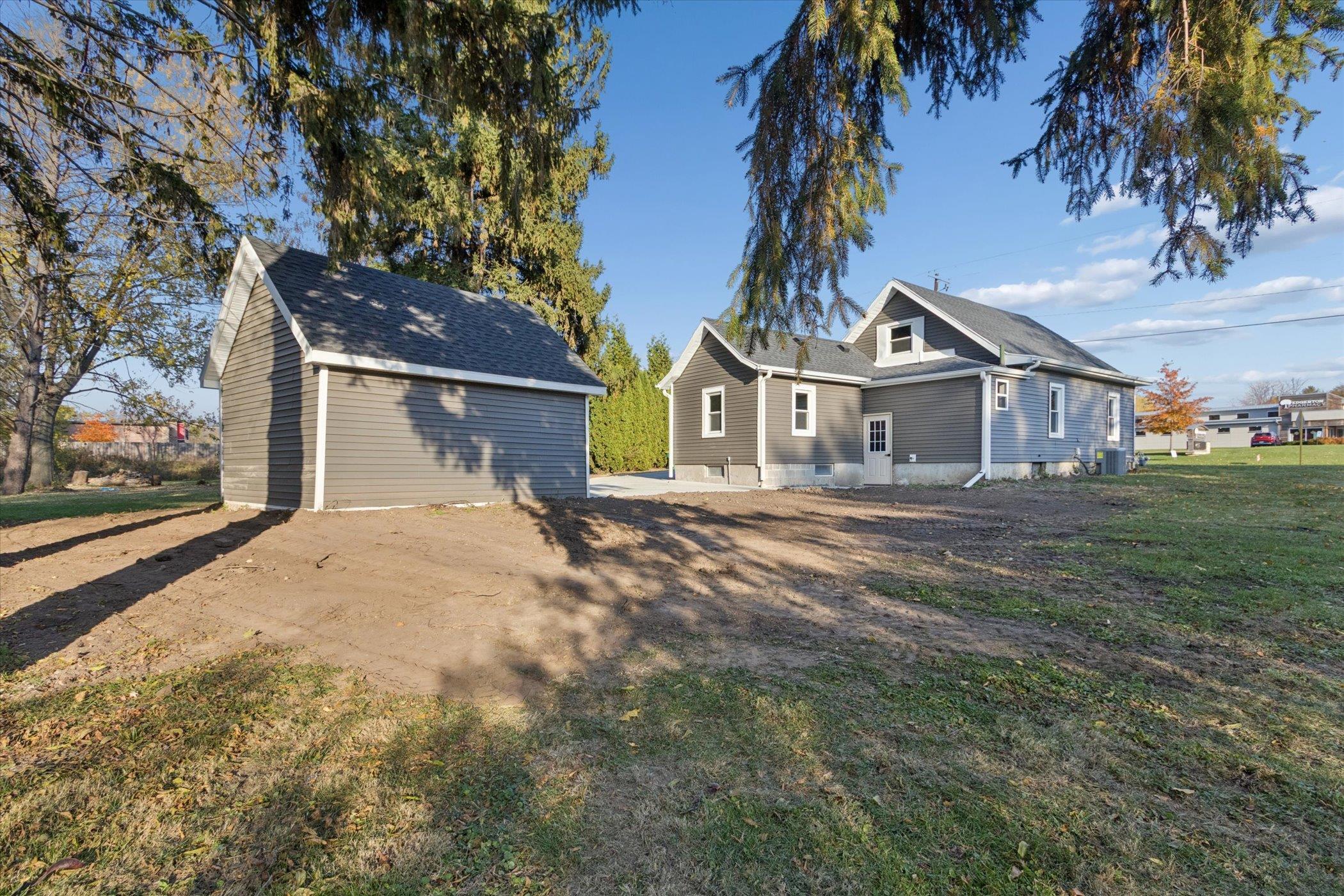 1010 North Main Street Edgerton, WI 53534 - Photo 39 of 43