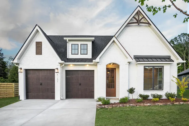 $459,000 | 6 Storyvale Lane, Hixson, TN 37343