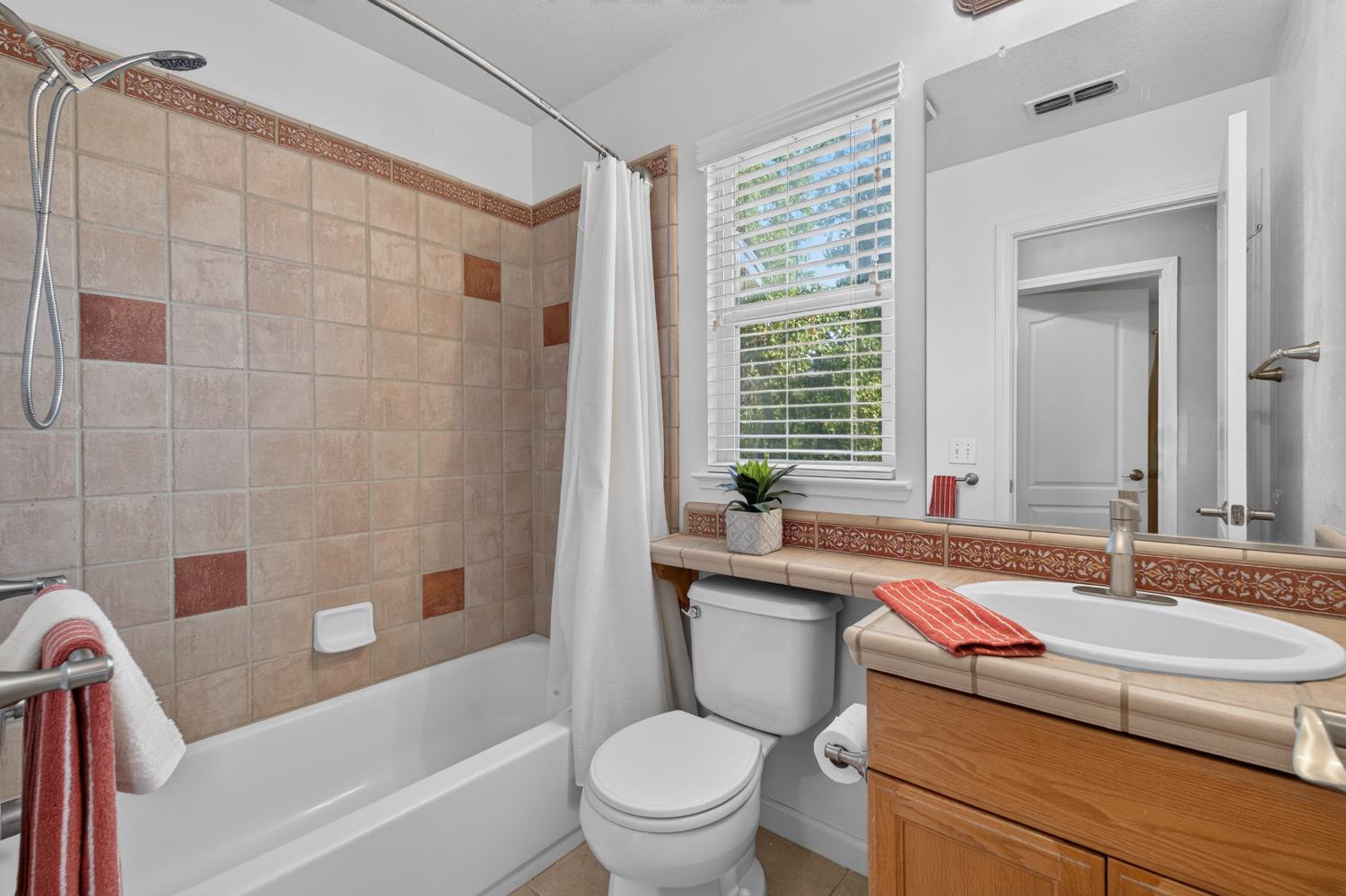 4228 North Kilroy Road Turlock, CA 95382 - Photo 27 of 39 Gallery Image 27