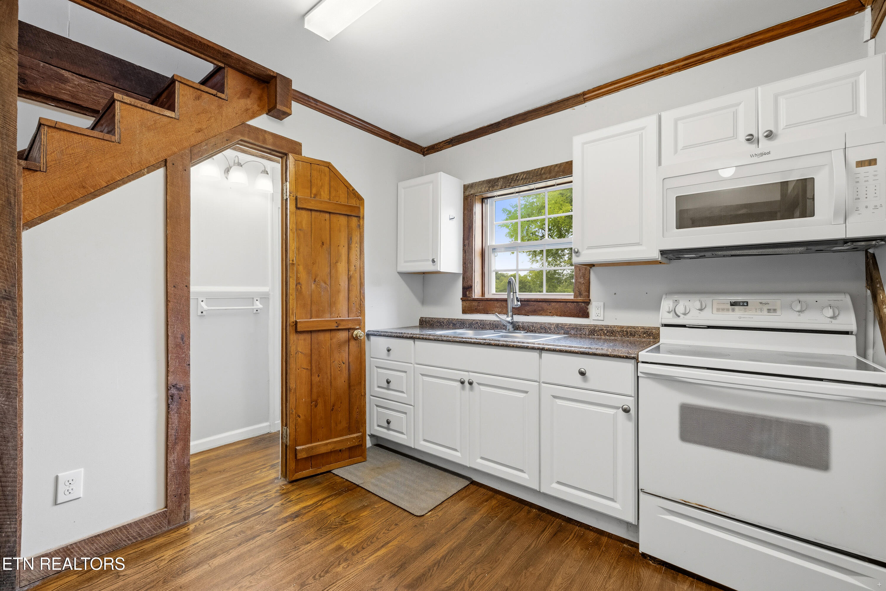 1640 Munsey Hatcher Road Seymour, TN 37865 - Photo 46 of 60 Kitchen