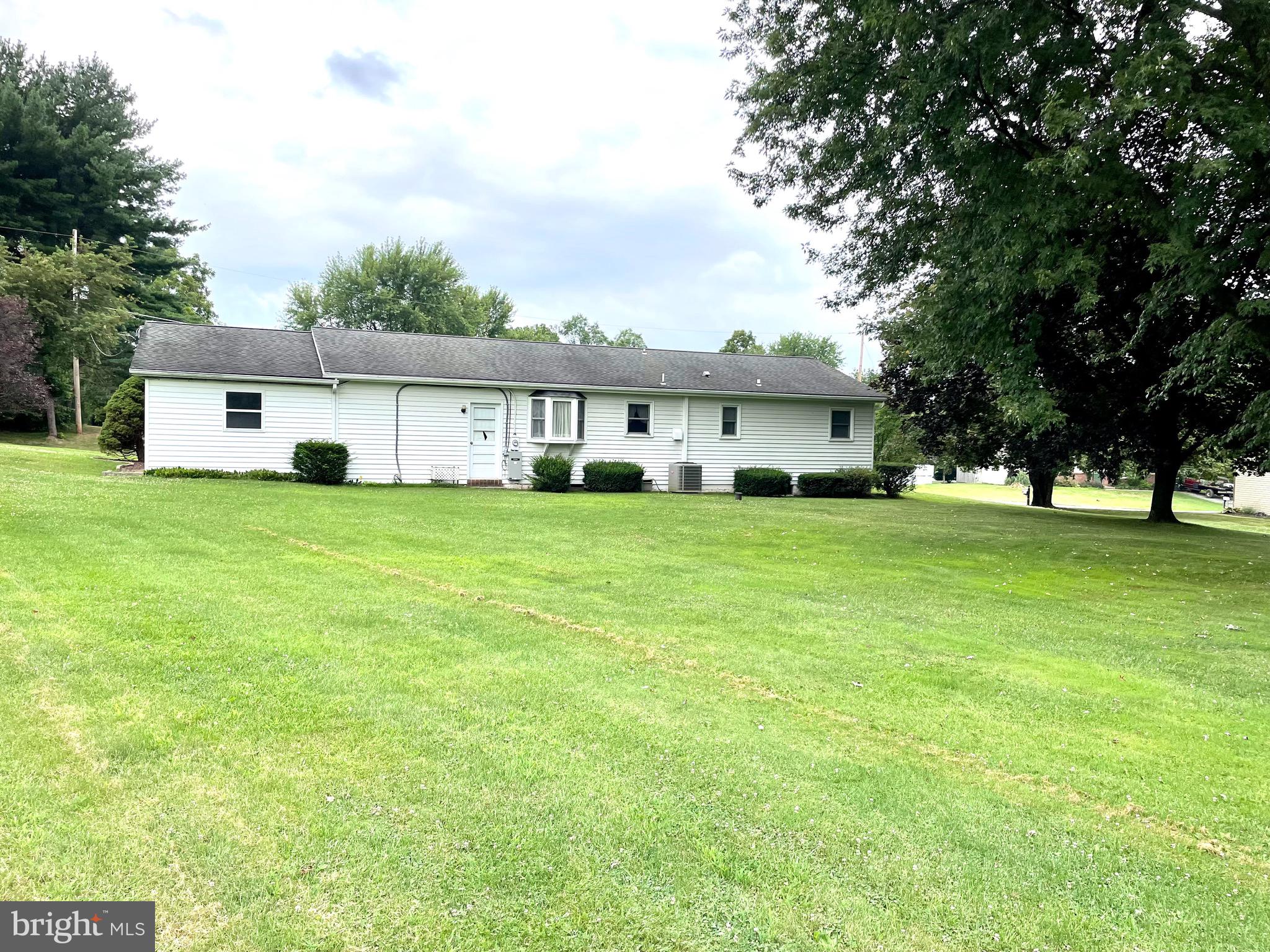 40 Hillview Road Birdsboro, PA 19508 - Photo 7 of 19 Gallery Image 7