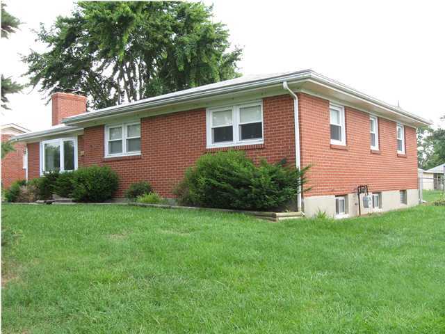 8600 Eula Road Louisville, KY 40219 - Photo 2 of 11 Additional Photo