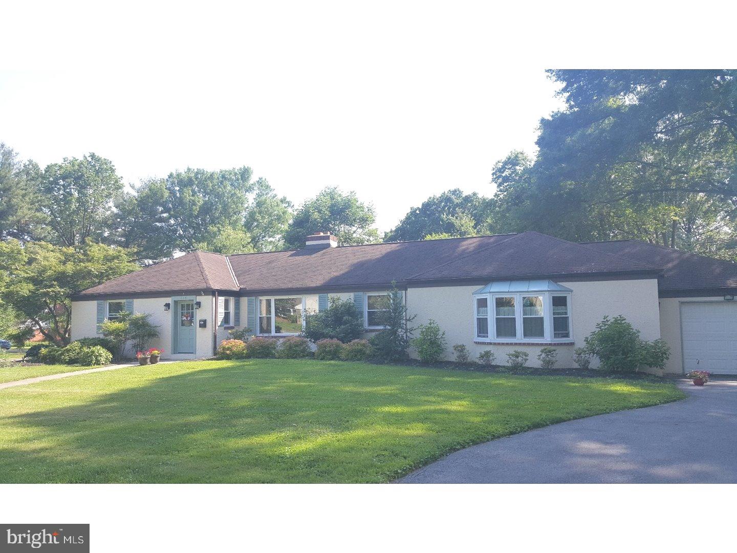 409 Hawthorne Road Wallingford, PA 19086 - Photo 1 of 23