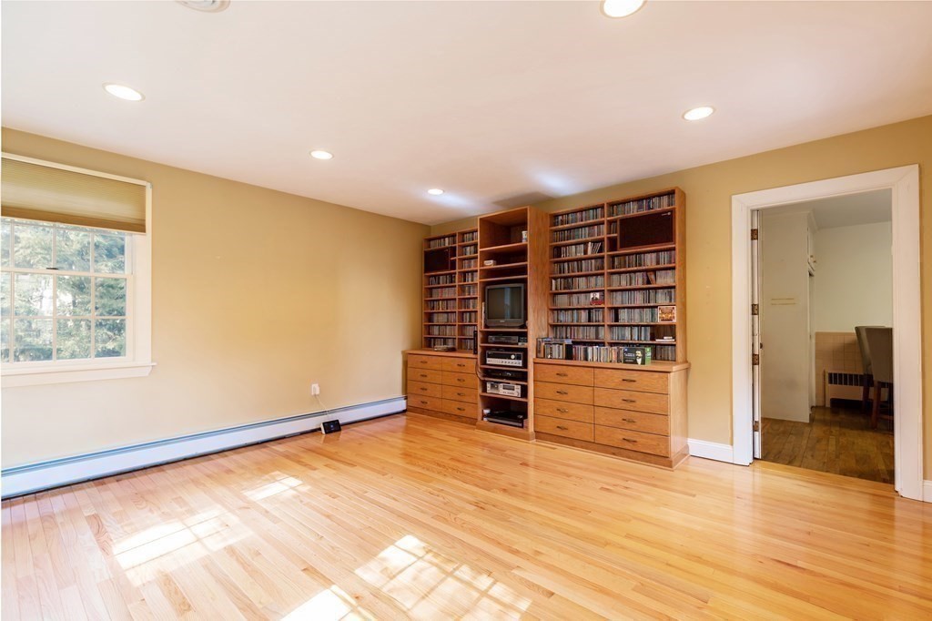 53 Great Meadow Road Newton, MA 02459 - Photo 23 of 33